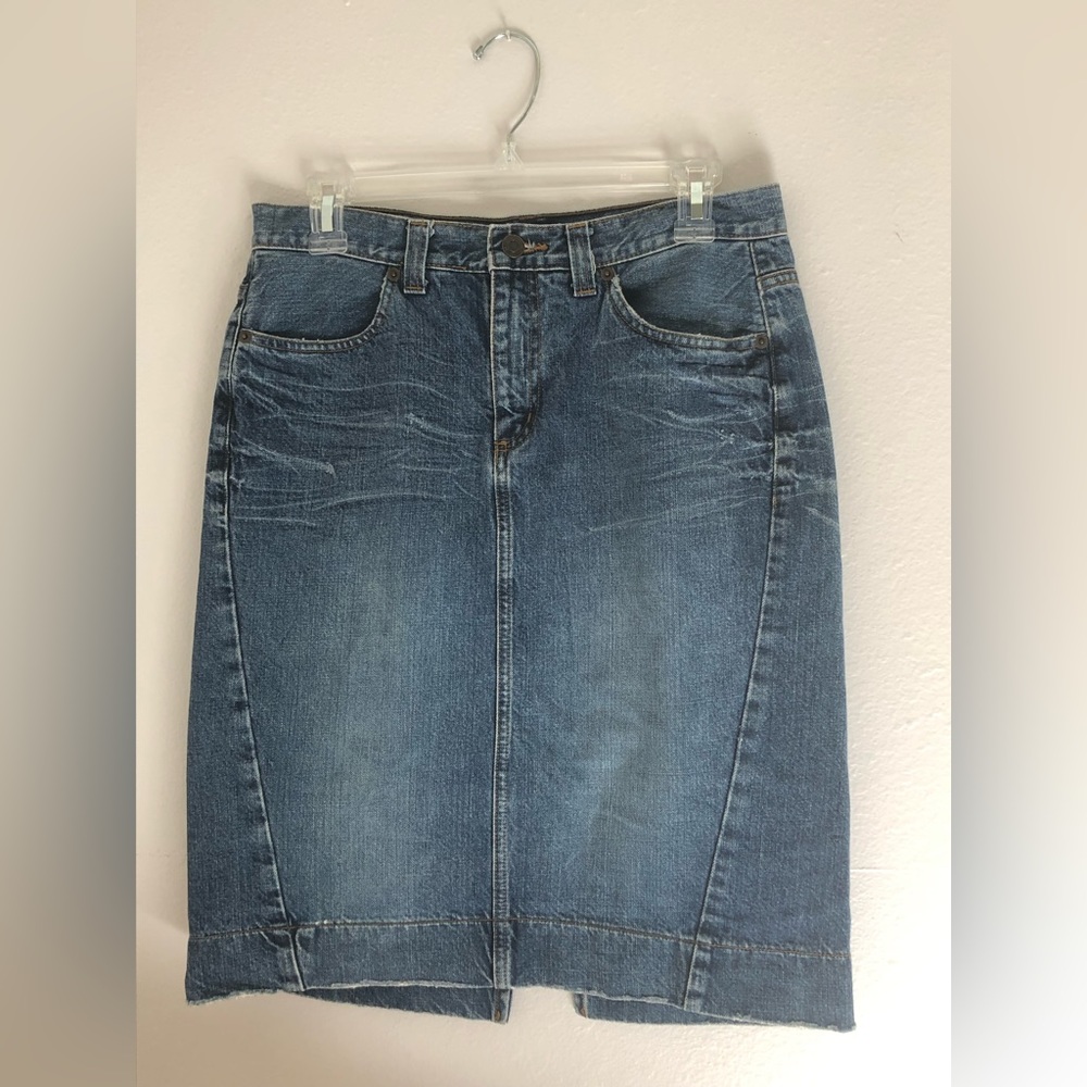 American Eagle Jean skirt with split. Size 6